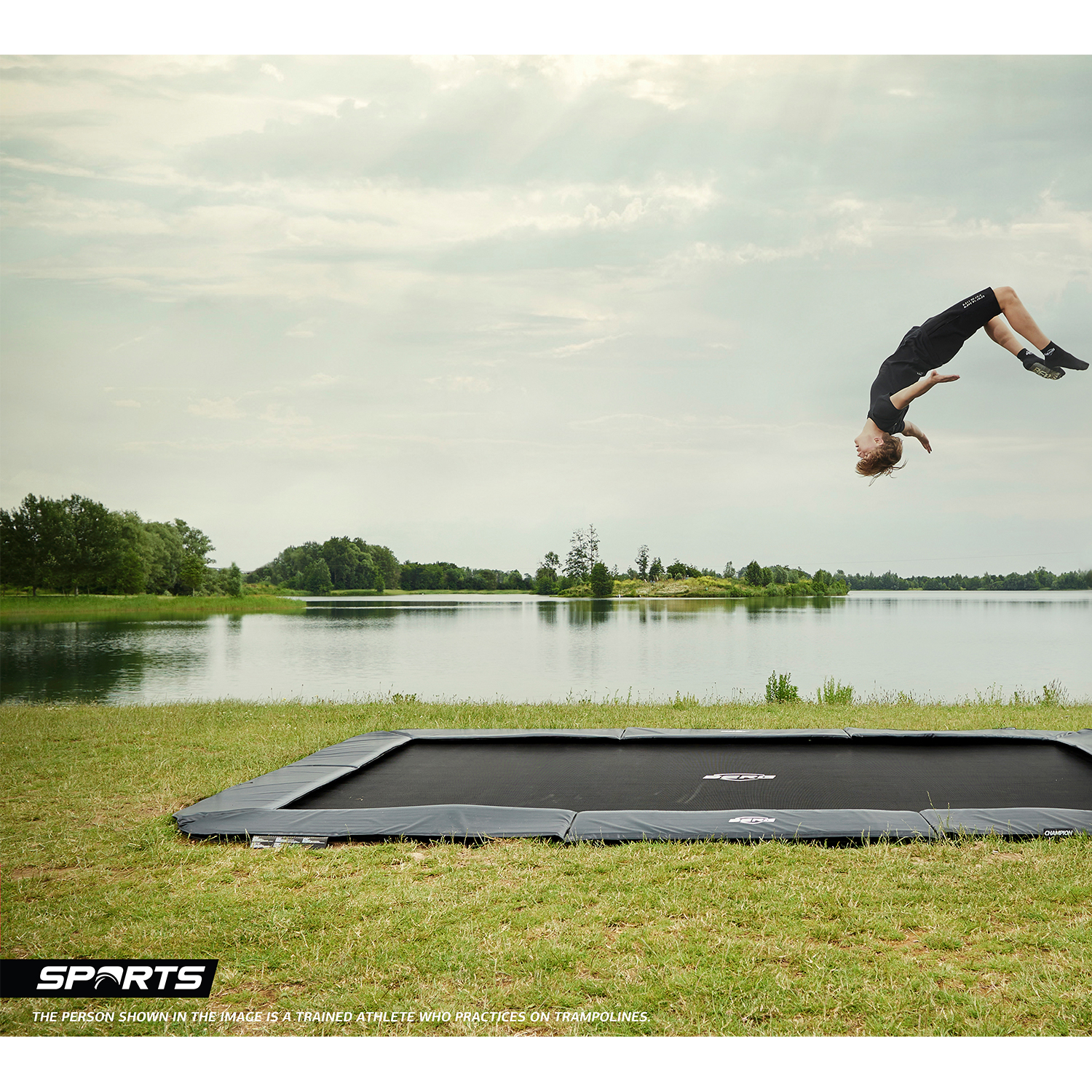 BERG Ultim Champion 410 FlatGround Grå